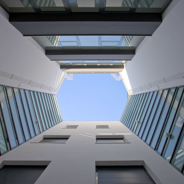 03_DS12310